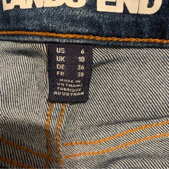 Land’s End Straight Leg Jeans - Size 6 - Picture 6 of 7
